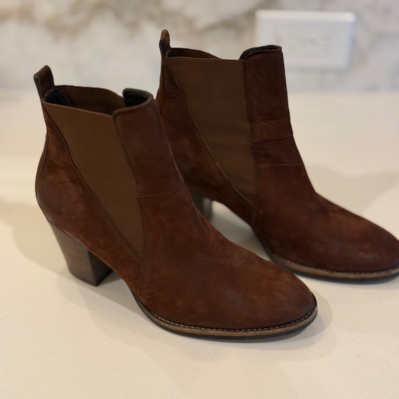 Paul Green Jules Chelsea Boots - Picture 1 of 3
